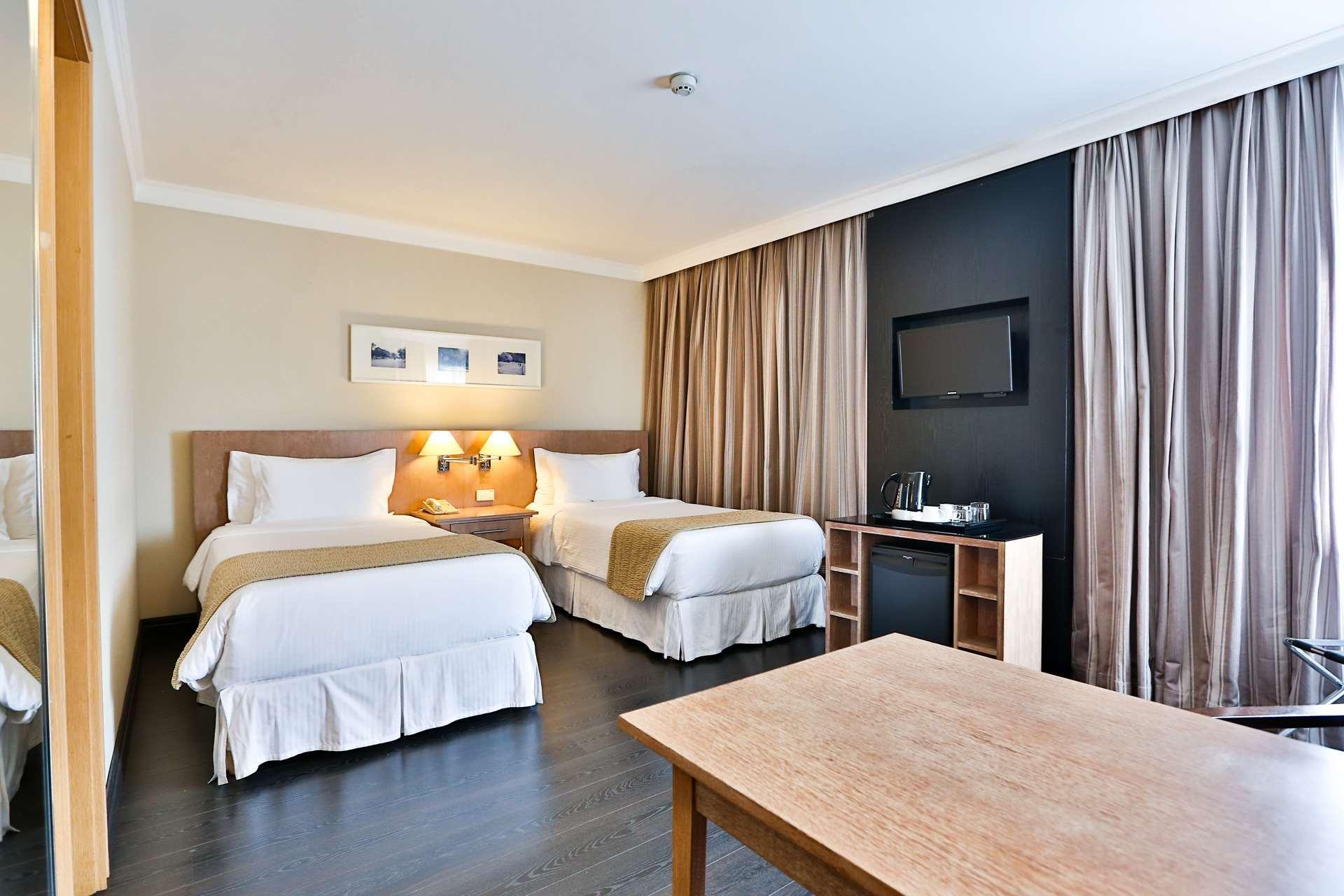 Park By Radisson Berrini 酒店 4*