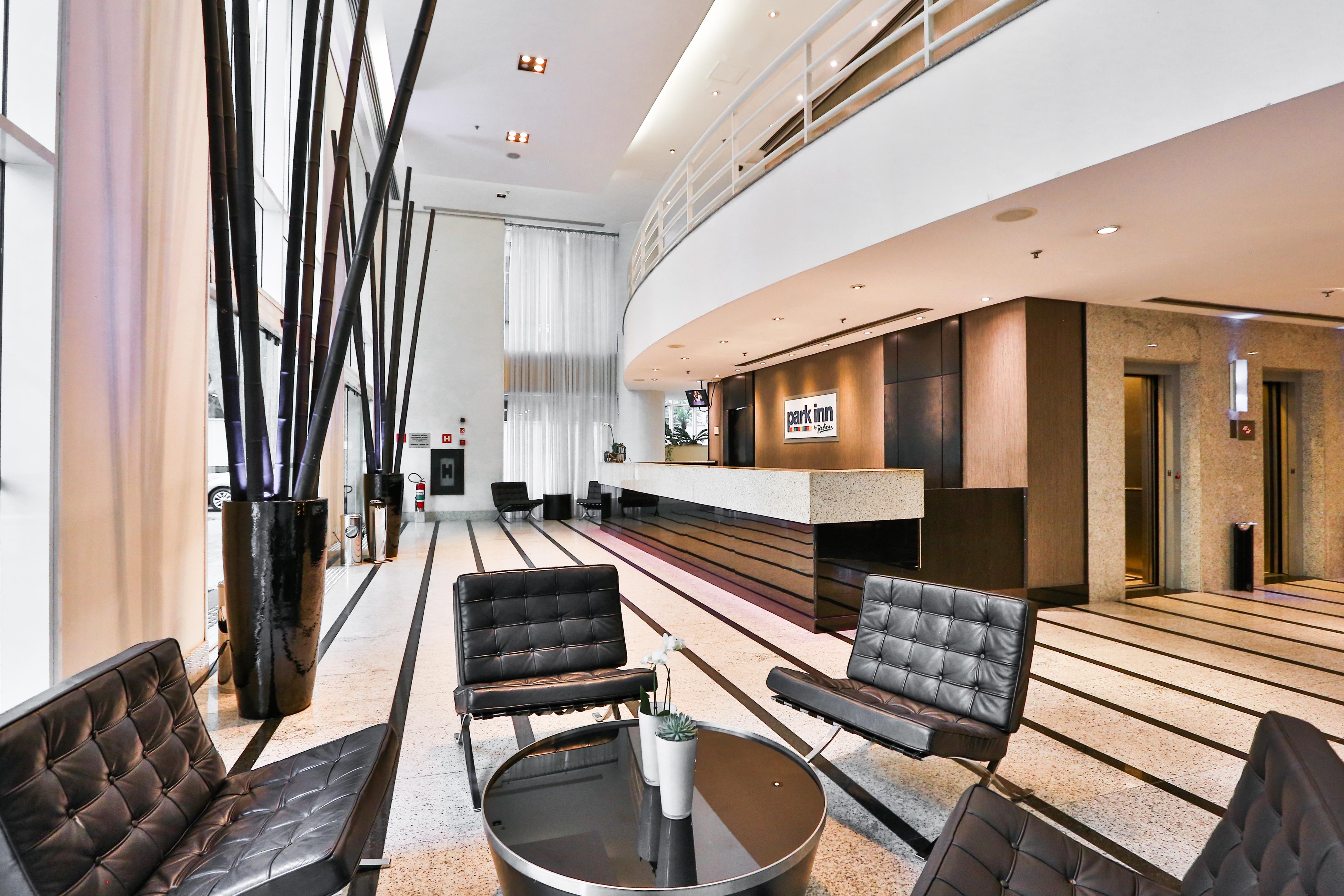 酒店 Park By Radisson Berrini