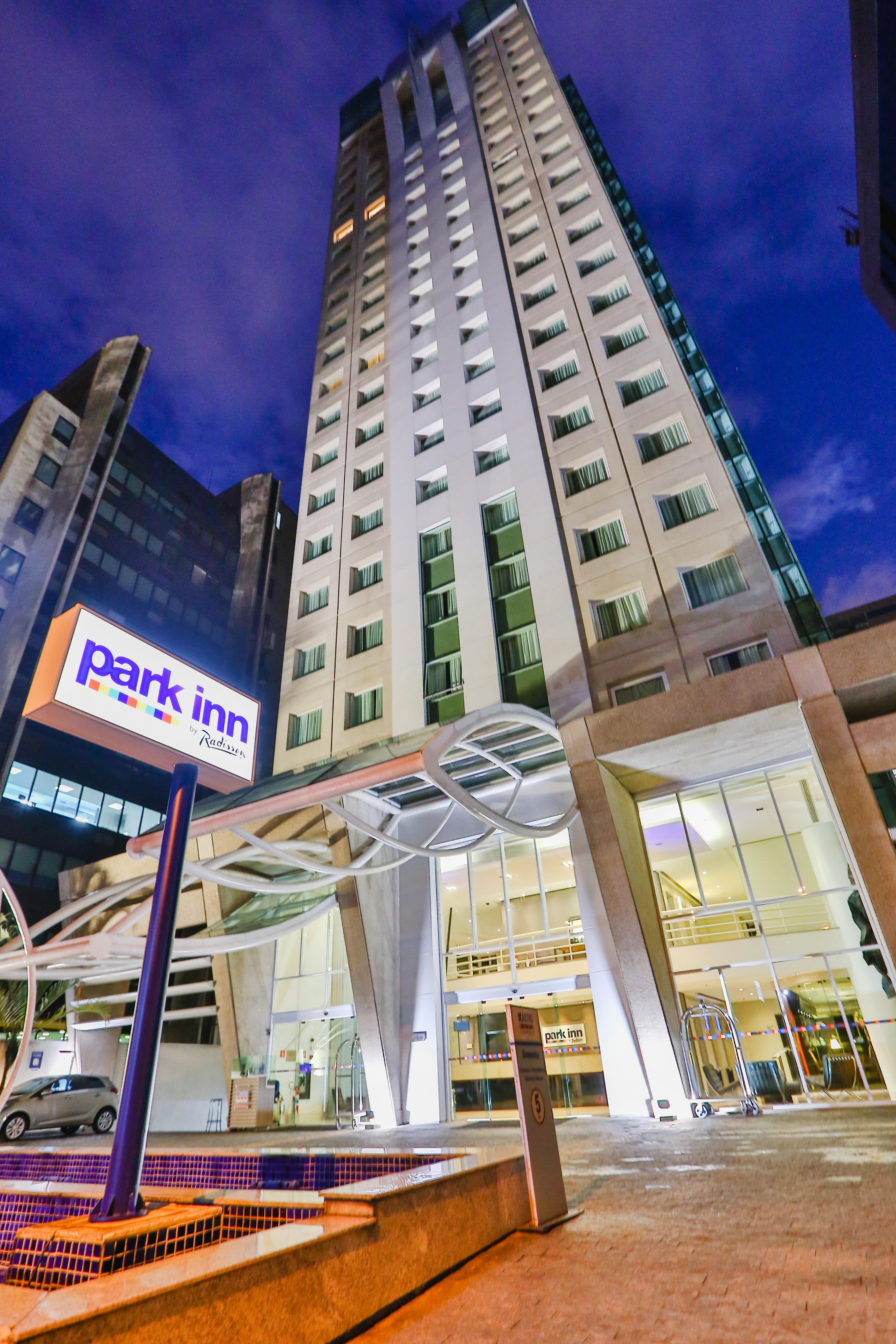 Park By Radisson Berrini 酒店
